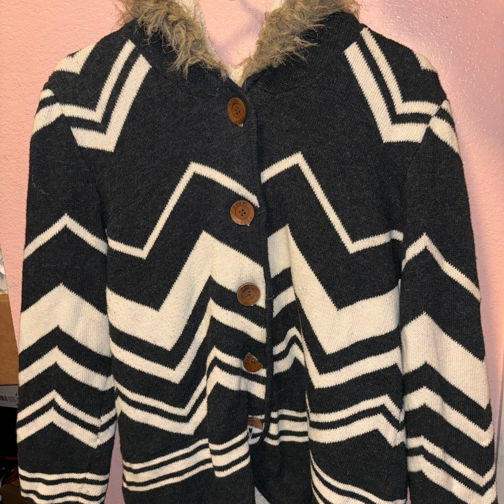 Roxy Womens Cardigan Sweater L/G Black White Chevron Hooded Faux Fur Trim